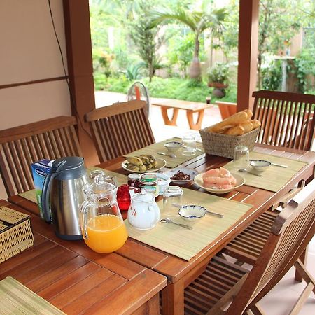 Gite Nam Hien Mekong Cho Lach Exterior photo