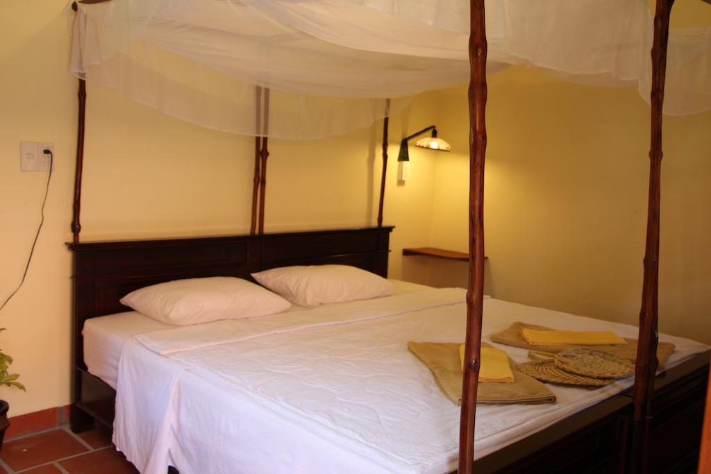 Gite Nam Hien Mekong Cho Lach Exterior photo